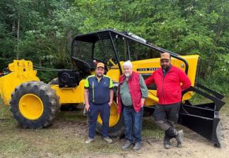 restaurierter JD Skidder
