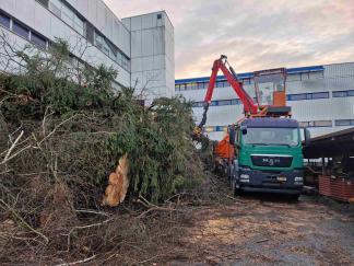 Bauplatzräumung mit Hackerunternehmung 